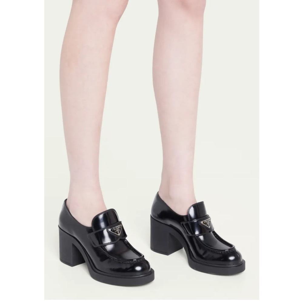Prada Heeled Loafer size 38